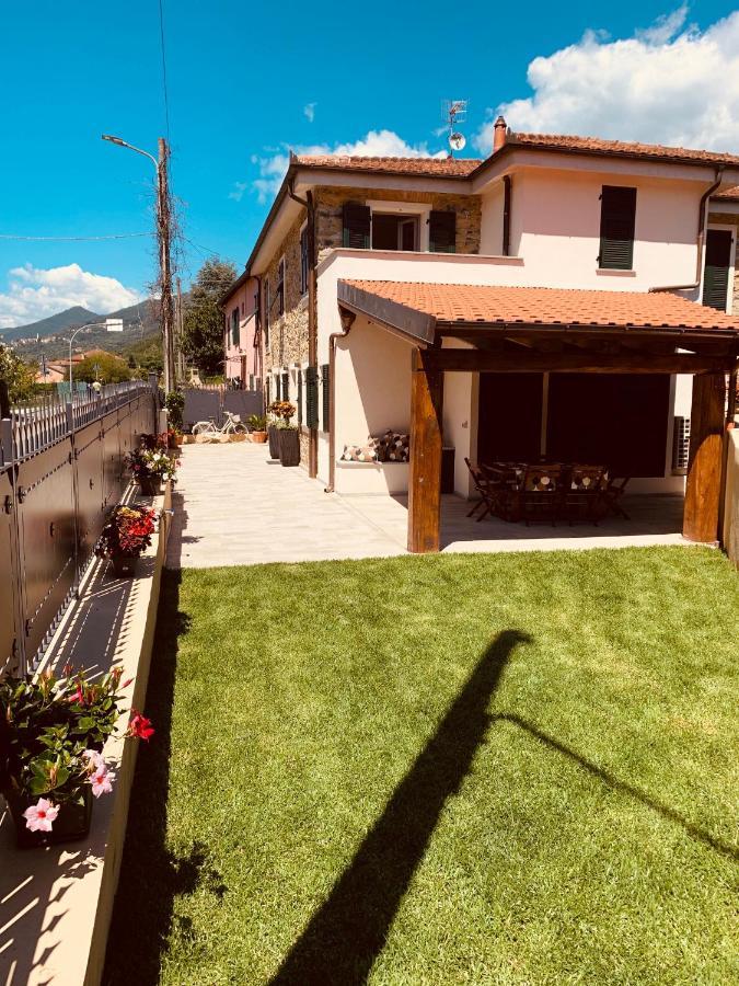 Cabane Bed And Breakfast Garlenda Exterior foto